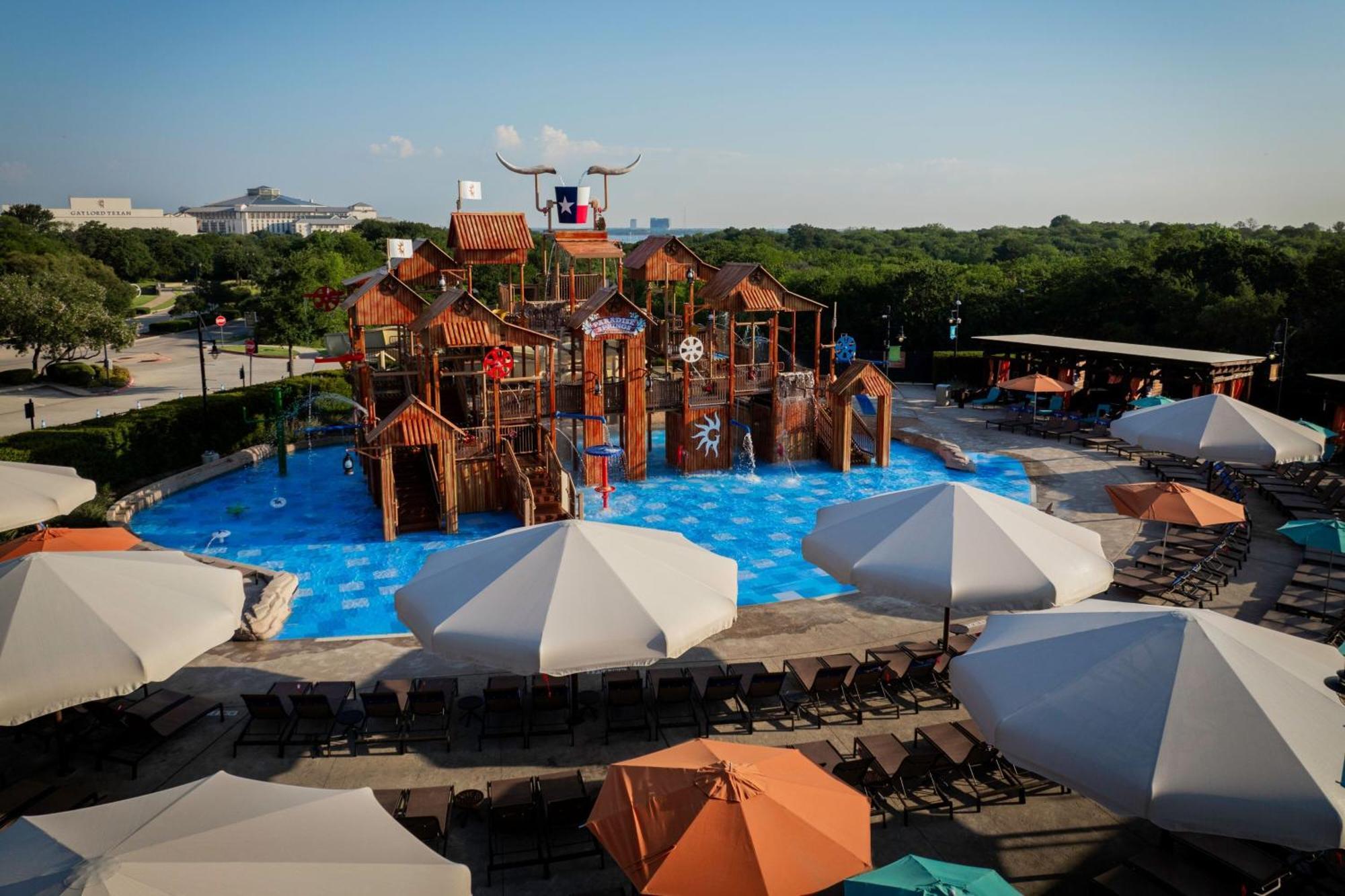 Gaylord Texan And Convention Center