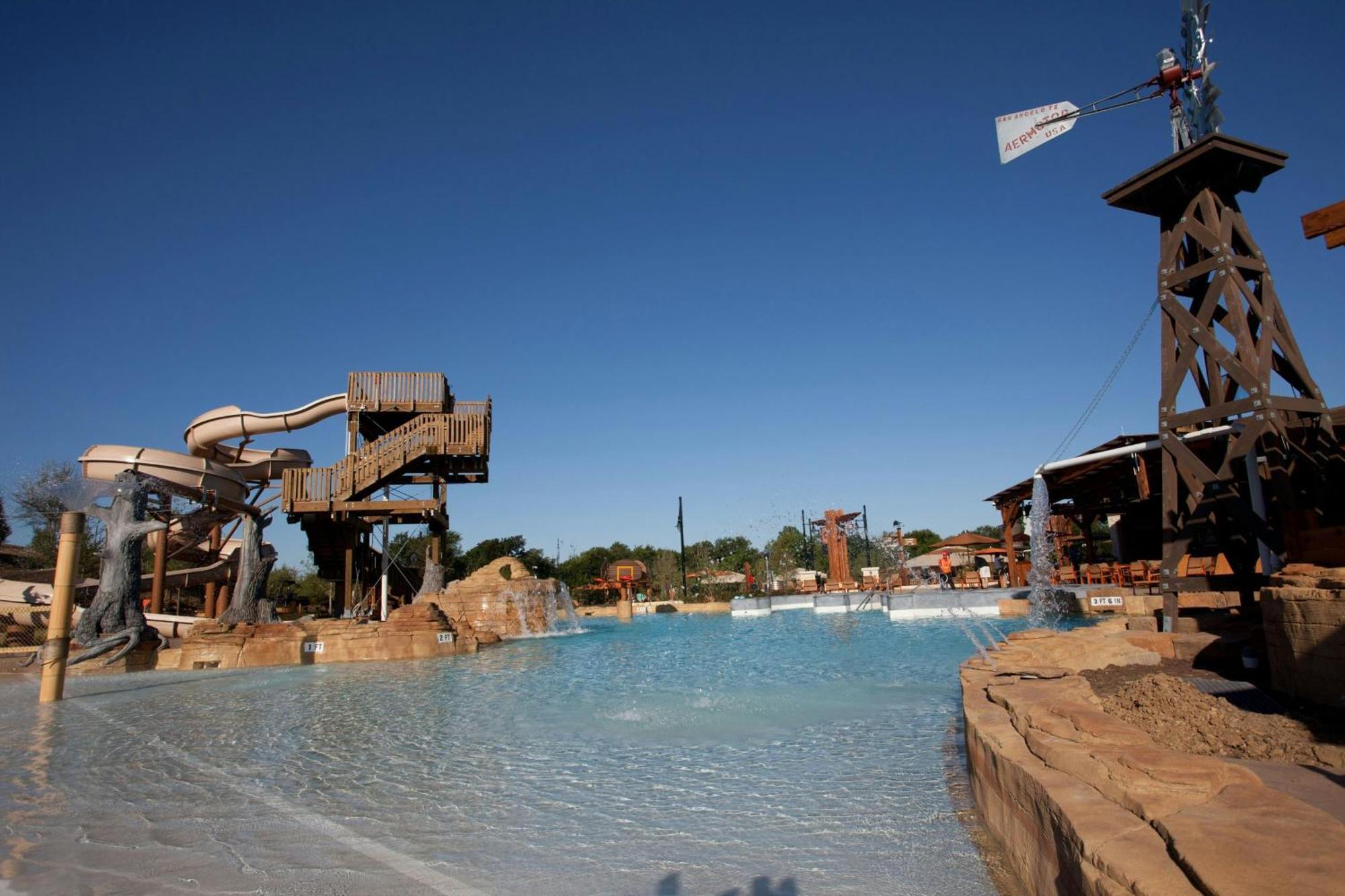 Gaylord Texan And Convention Center Resort 4*