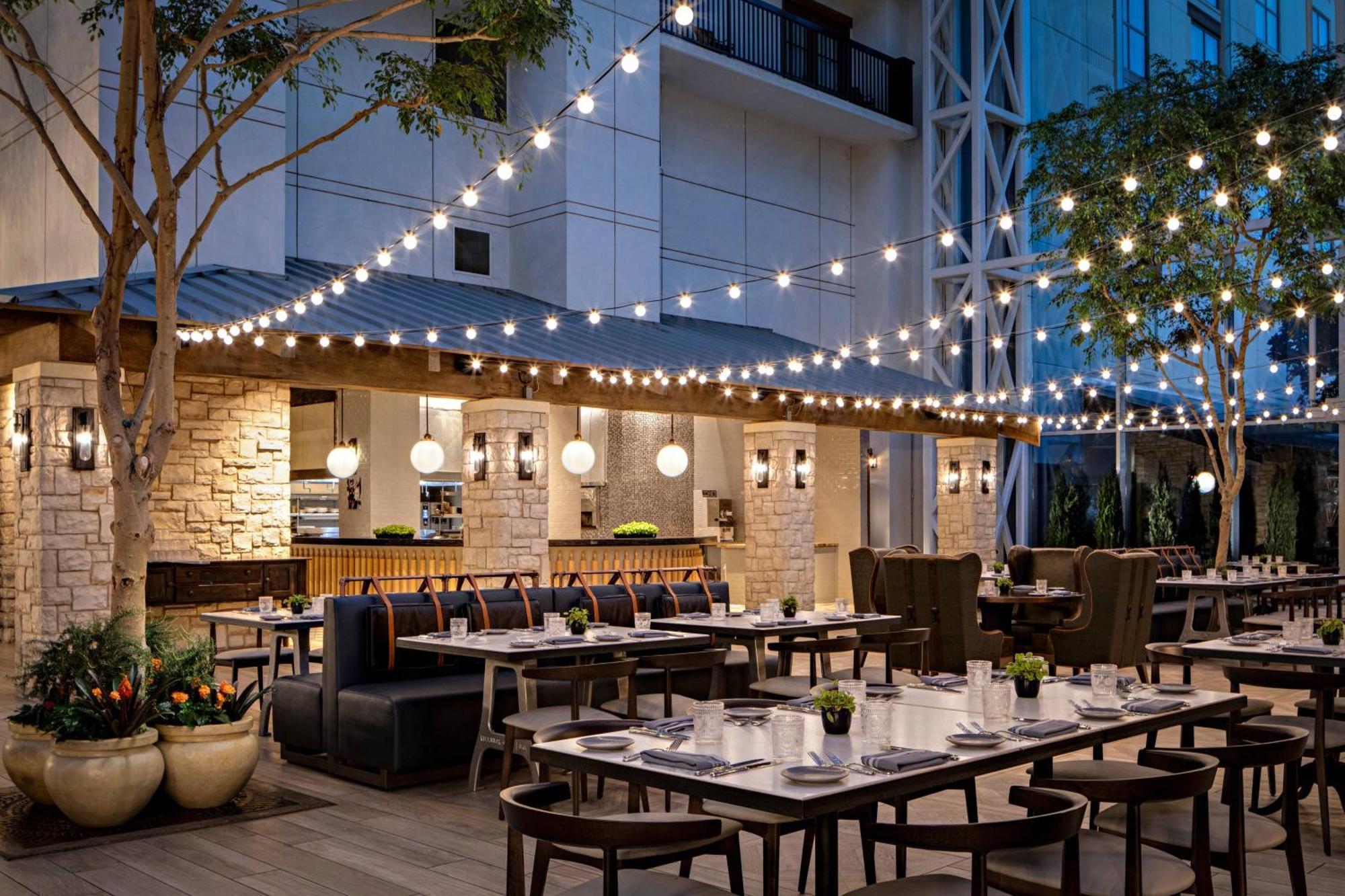 Resort Gaylord Texan And Convention Center
