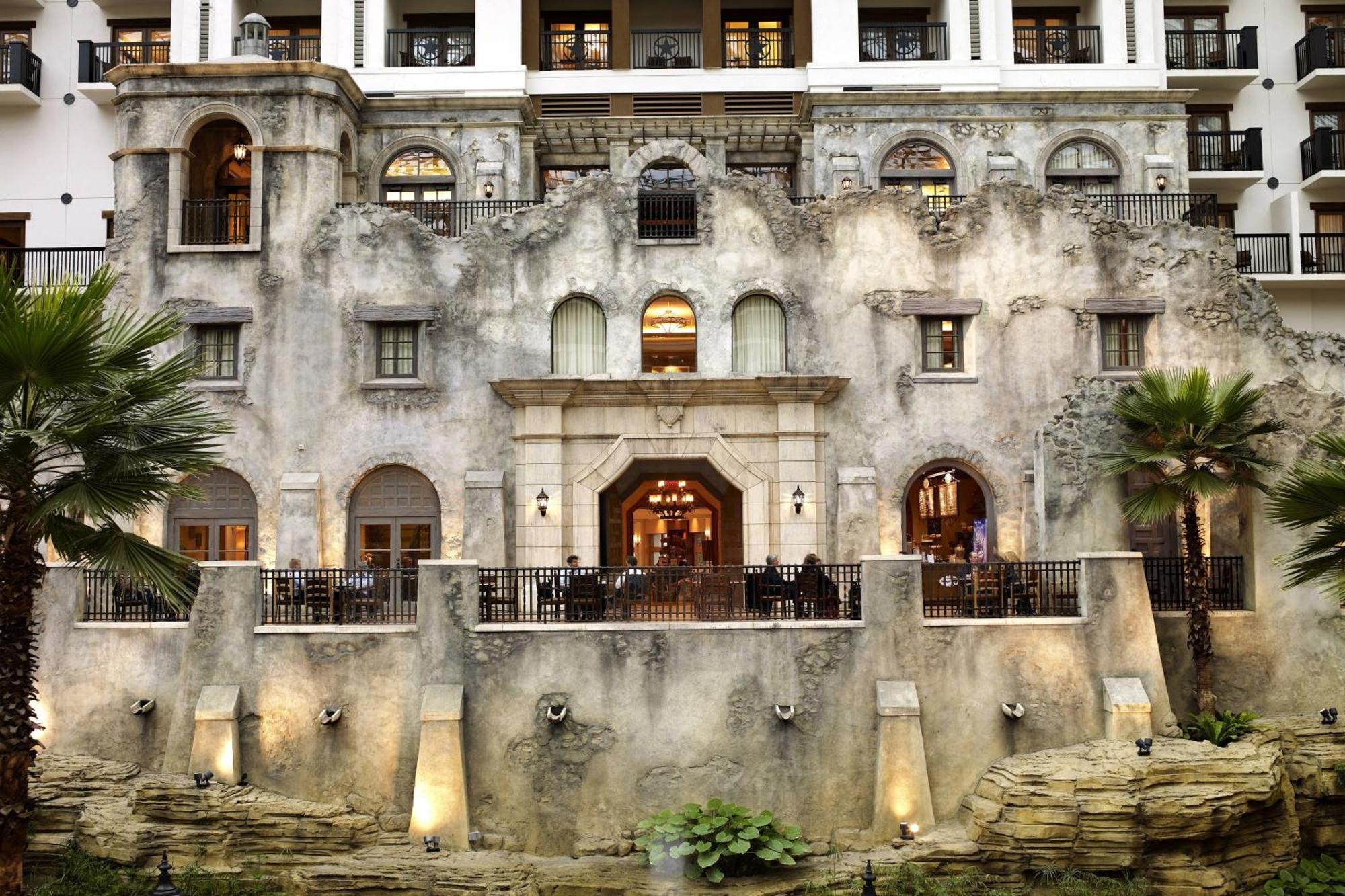 Gaylord Texan And Convention Center